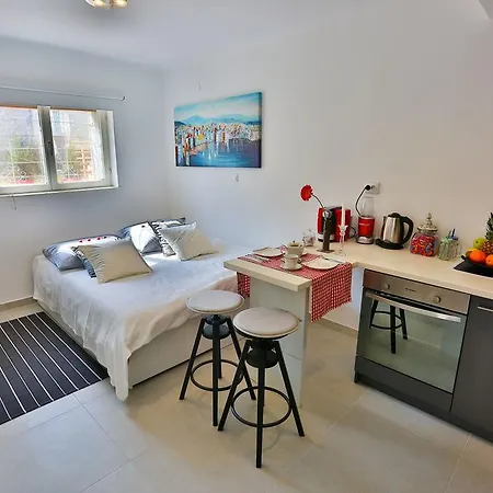 Apartment Laganini *